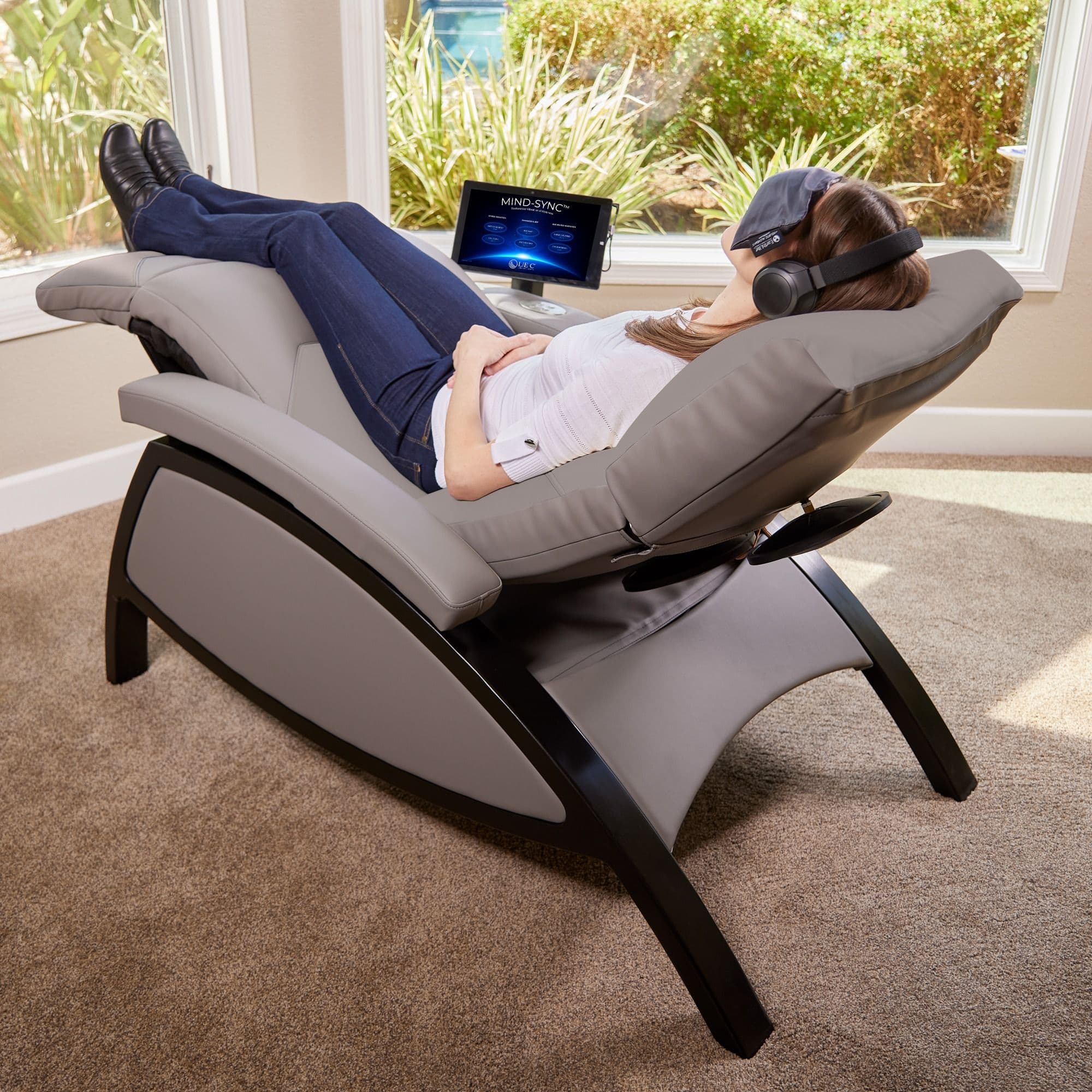 imgi_9_lec-mind-sync-harmonic-stress-reduction-and-sleep-therapy-lounger-client-relaxing.jpg